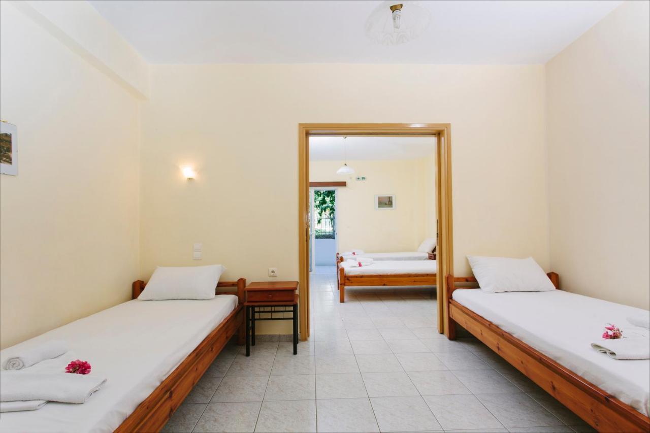 Hotel Loula Rooms And Apartments Kamena Vourla Exterior foto